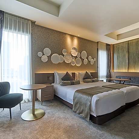 Suite (2 Pax)
