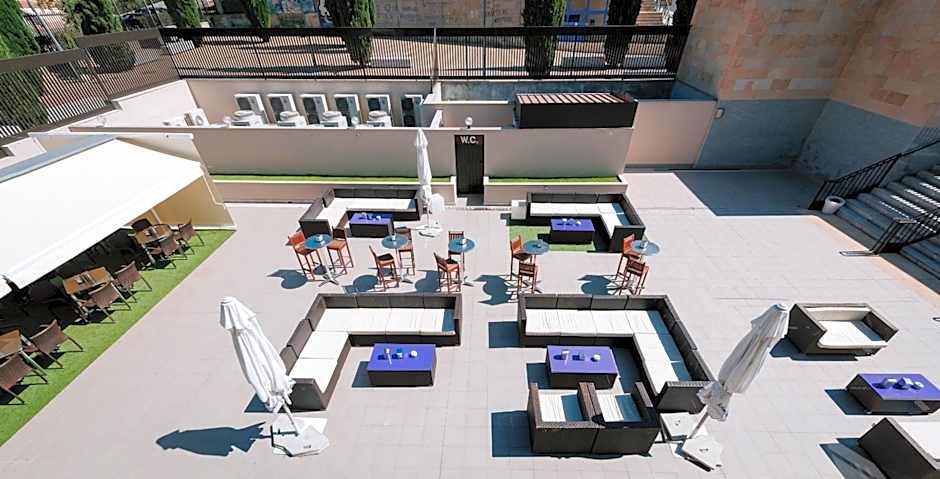 Zenit Aparthotel Hall 88