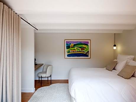 Paulilles - Double Room with Private Garden and Spa Bath