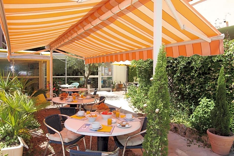Logis Hotel l'Esterella