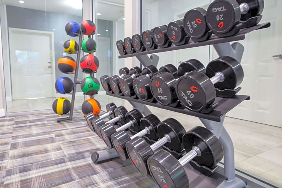 La Quinta Inn & Suites by Wyndham Houston - Normandy