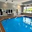 Holiday Inn Express Hotel & Suites Chicago-Algonquin By IHG