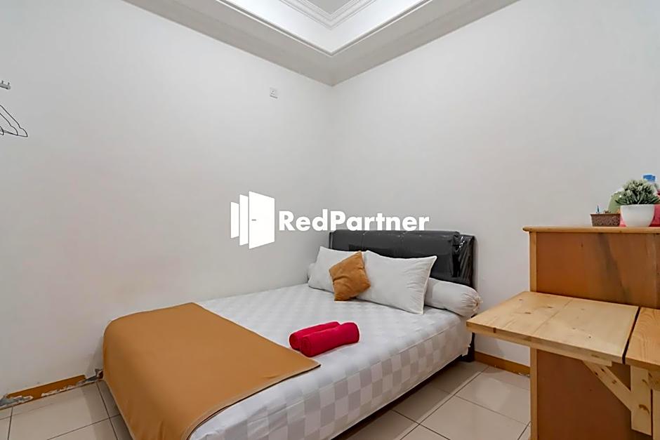 Langkar Guest House Syariah Mitra RedDoorz