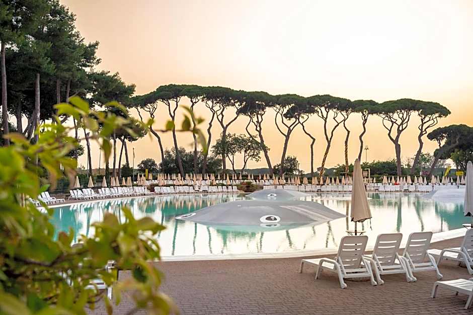 hu Park Albatros village