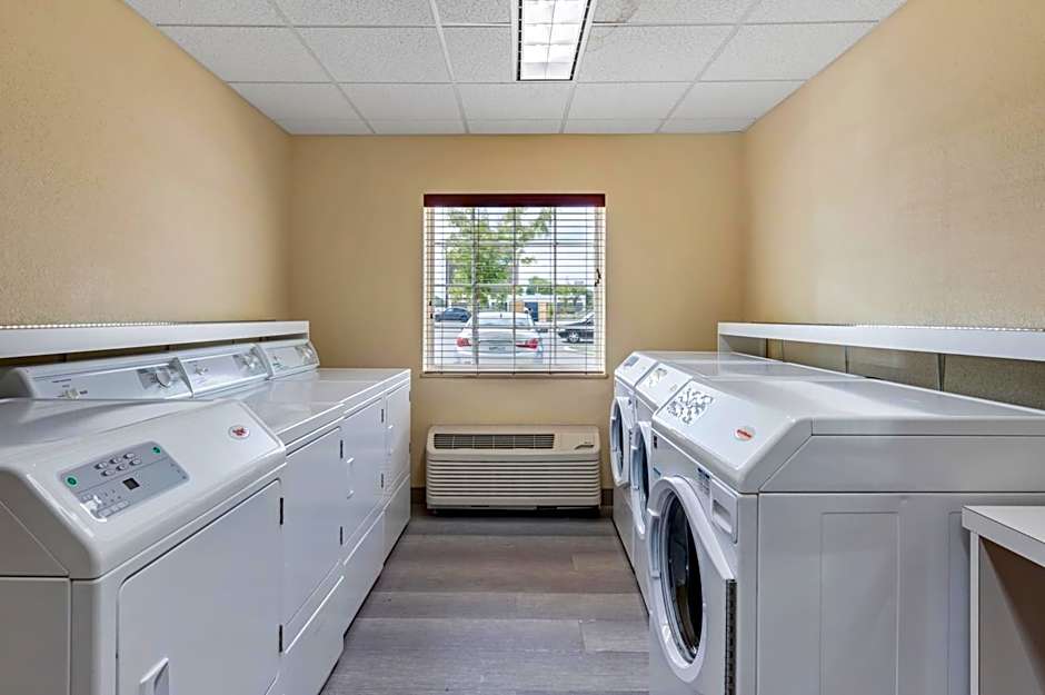 Candlewood Suites Indianapolis East By IHG