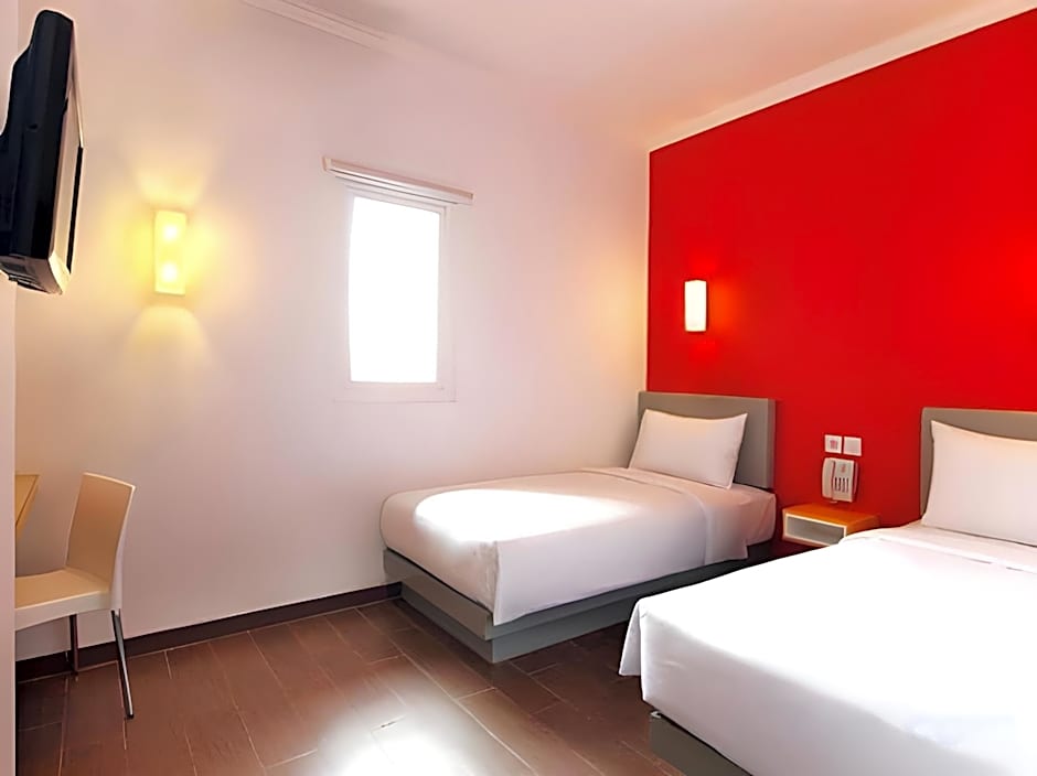 Amaris Hotel Dewi Sri