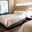 Holiday Inn Express Hotel & Suites Sedalia