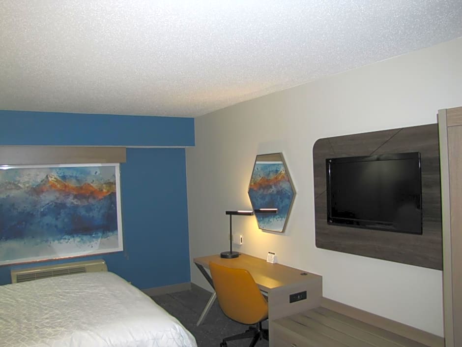 Holiday Inn Express & Suites Donegal By IHG