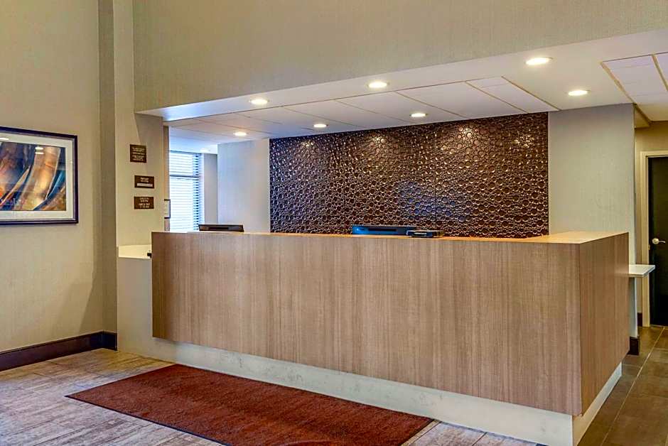 Comfort Suites Alpharetta/Roswell - Atlanta Area