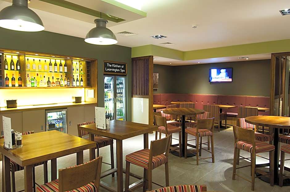 Premier Inn Leamington Spa Town Centre