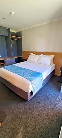 Deluxe Family Room with Spa Bath