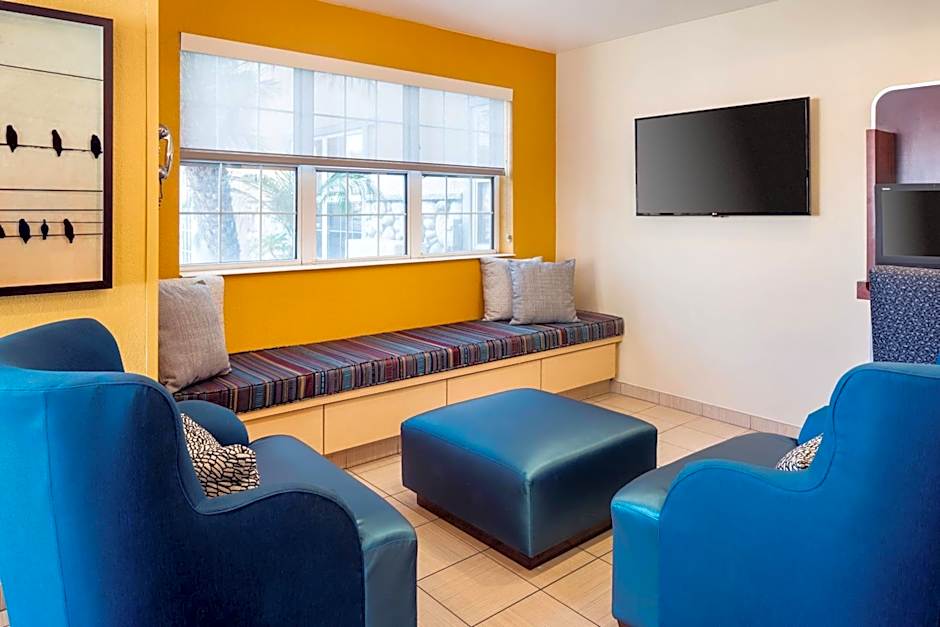 TownePlace Suites by Marriott Los Angeles LAX/Manhattan Beach