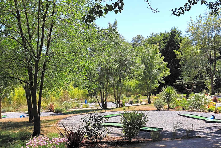 Logis Hotels - Château Saint Marcel