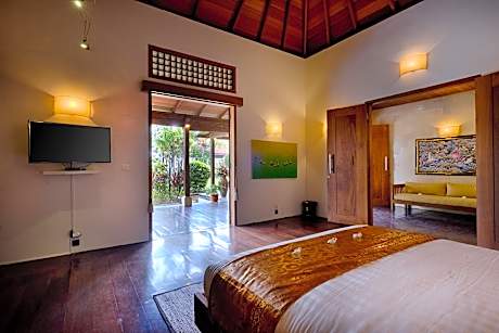 One Bedroom Superior Room with Bathtub, Kitchenette