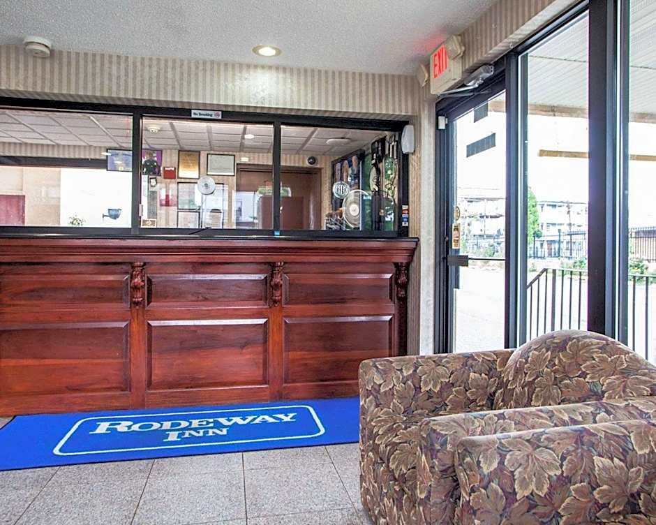 Rodeway Inn Paterson Great Falls Park Area