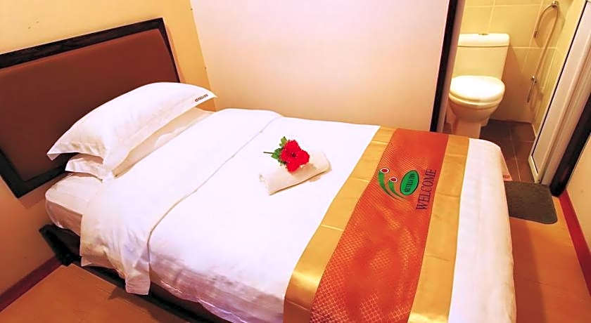 Six Villa Inn