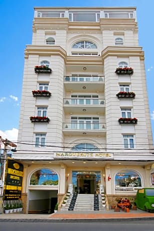 Marguerite Hotel