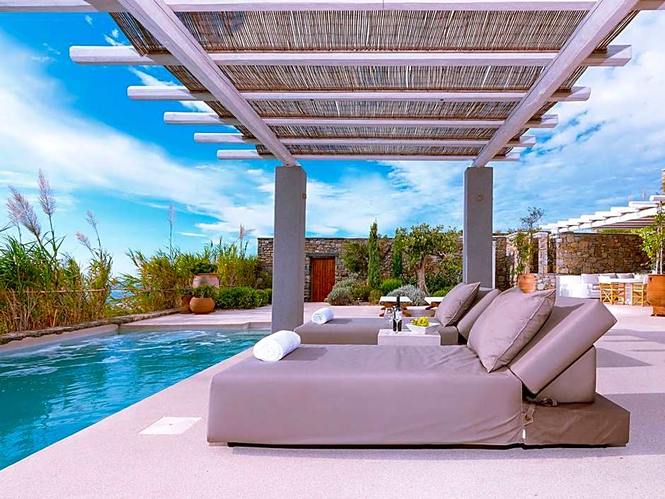 Mykonos Rocks Villas & Suites