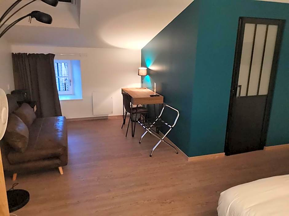 Logis Le Relais du Chapeau Rouge