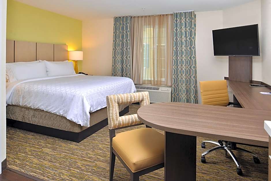 CANDLEWOOD SUITES - LODI By IHG