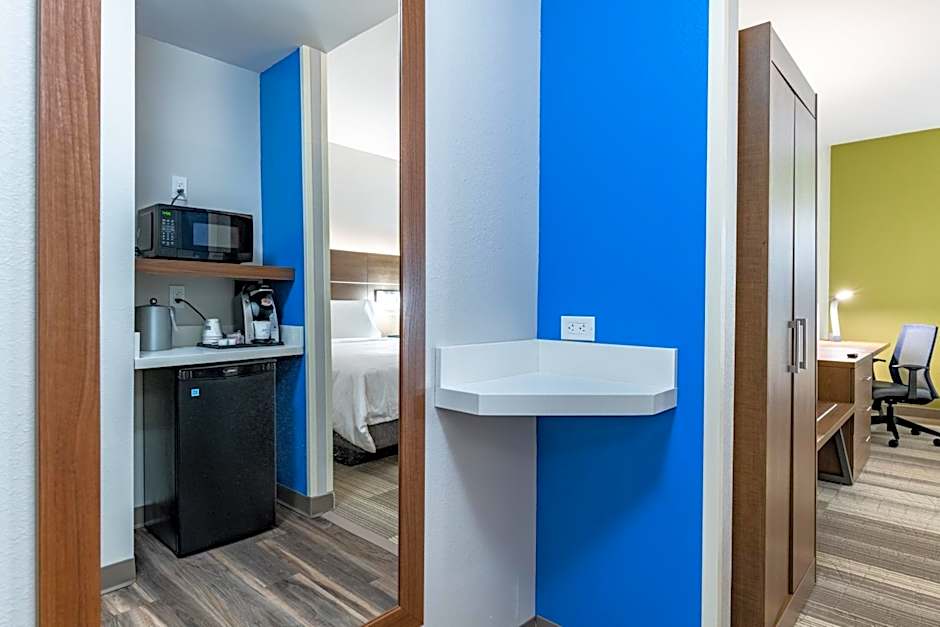 Holiday Inn Express And Suites Moundsville By IHG