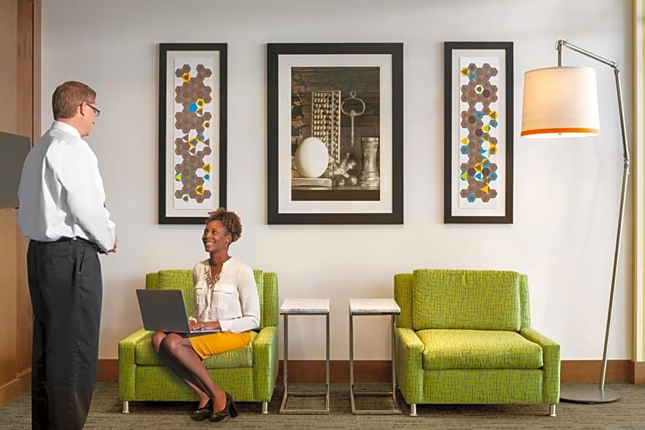 Holiday Inn Express & Suites Salisbury by IHG