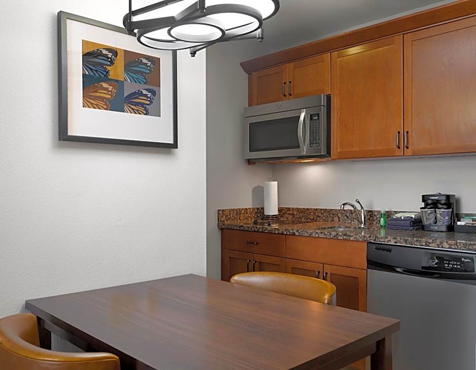 Homewood Suites By Hilton Akron/Fairlawn