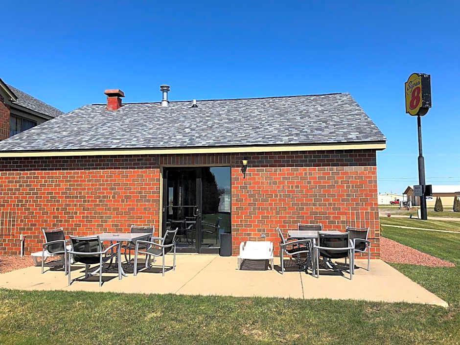 Super 8 by Wyndham Dodgeville