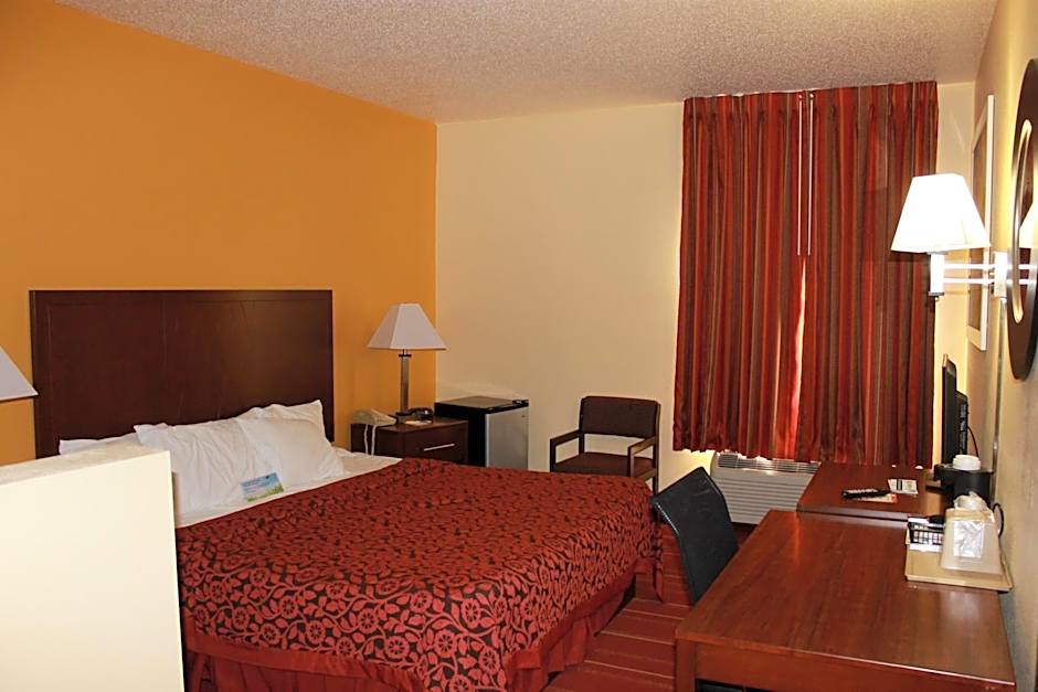 Days Inn by Wyndham Walcott Davenport