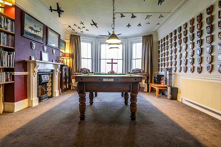 OYO Lord Kitcheners Guest House