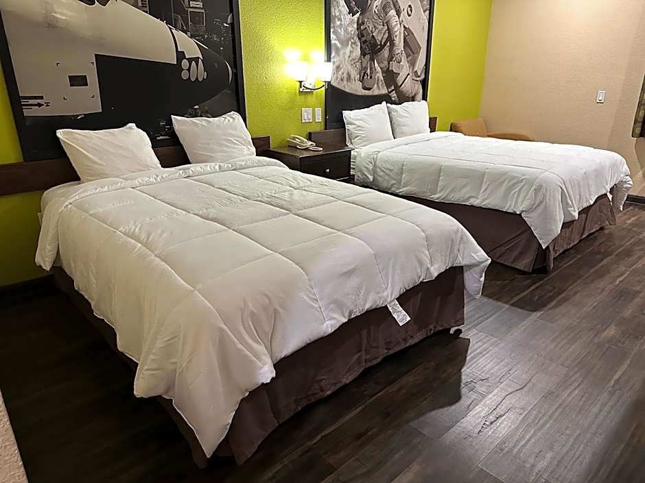 Red Lion Inn & Suites IAH Airport East