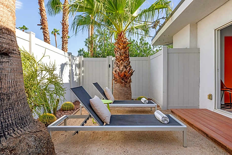 the Weekend Palm Springs