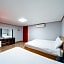 Hotel G