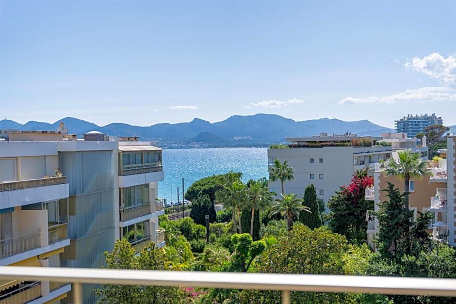 Radisson Hotel Cannes Seaside