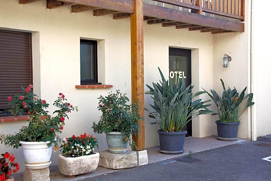 Chez Terrassier - Logis Hôtels - Hotel et Restaurant