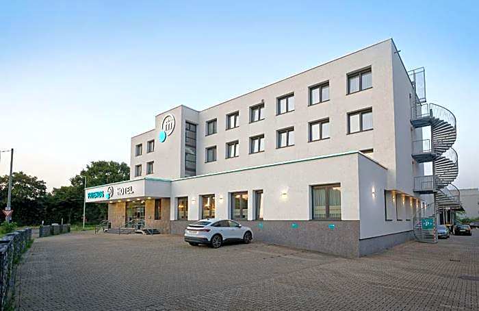 Friends Hotel Düsseldorf-Airport Ratingen