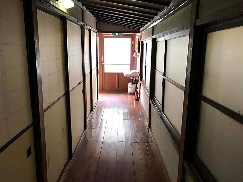 Niko Ryokan