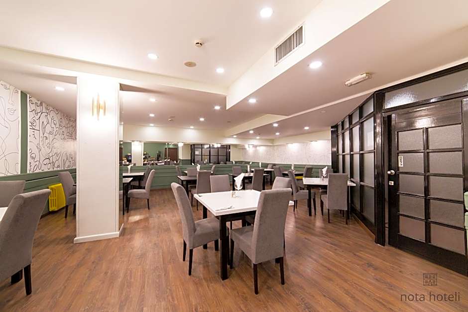 Hotel Astra Old Town