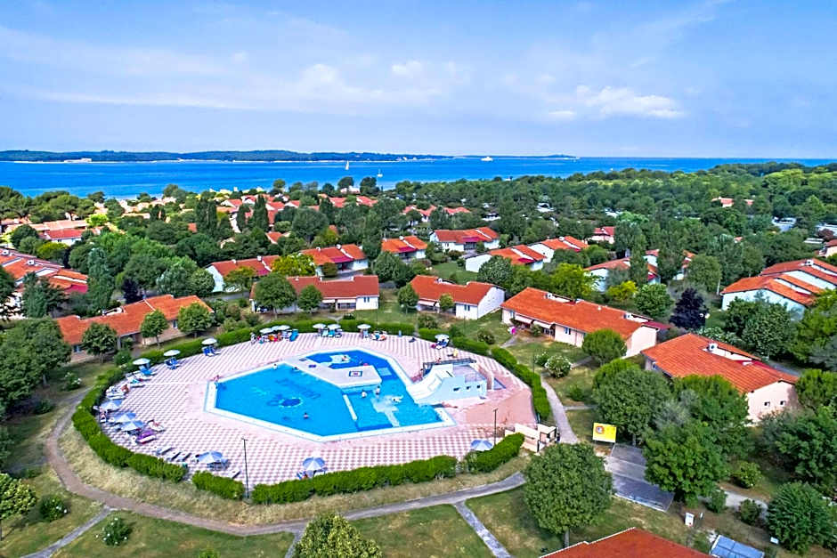 Glamping and Mobile Homes Lavanda - Holiday Centre Bi VIllage