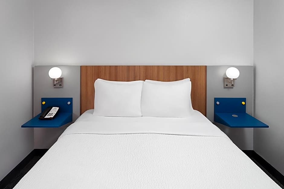 Microtel Inn & Suites by Wyndham Janesville
