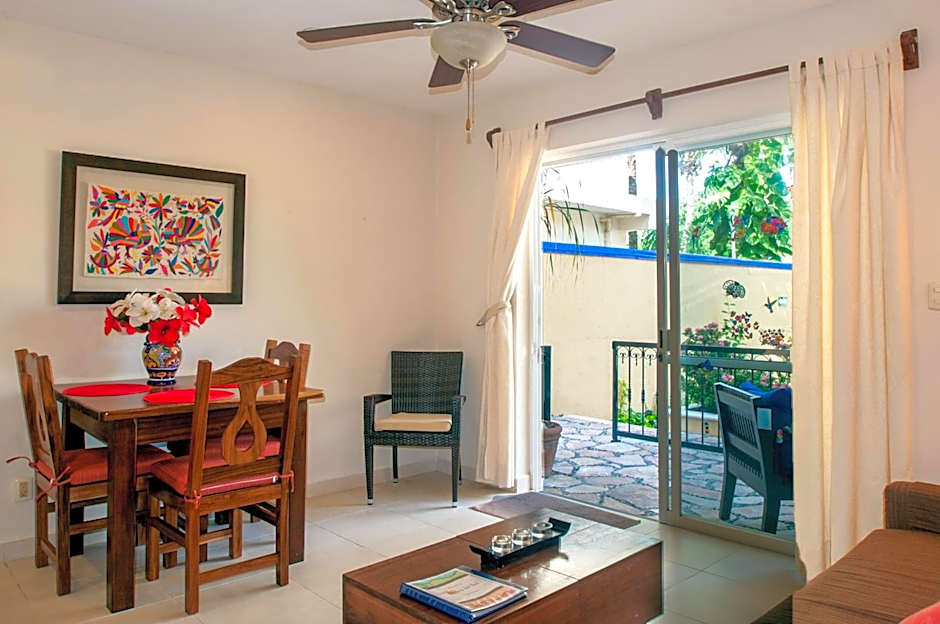 Abbey Del Sol - Beach-steps condos