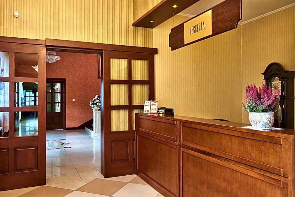 Hotel - Dworek Tryumf