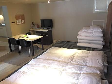 Condo for 5 People with Private Semi-Open-Air Bathtub