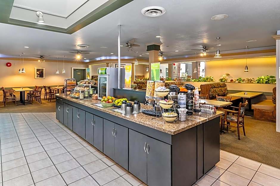 Quality Inn & Suites