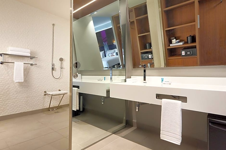 Aloft Queretaro