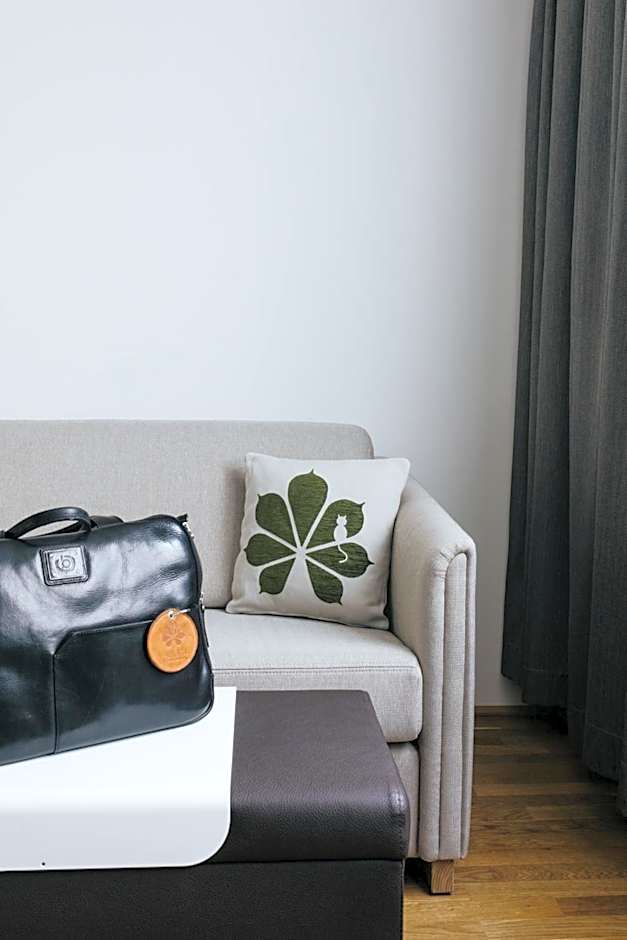 Parks 73 The Townhouse Hotel