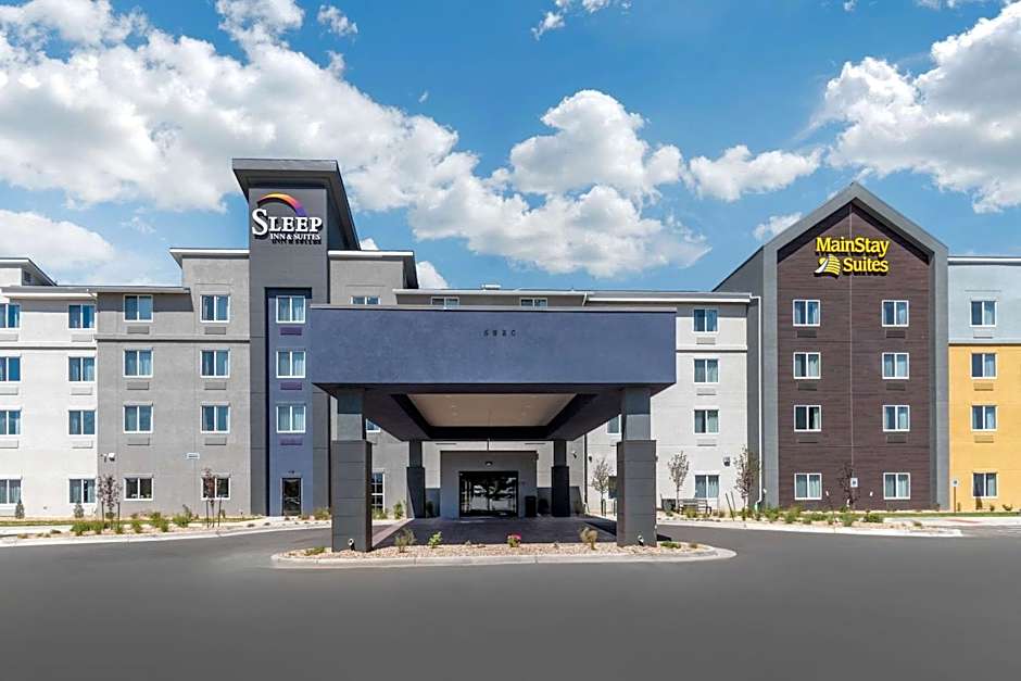 MainStay Suites Denver International Airport