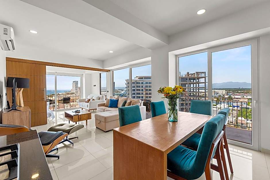 Monyxbnb at Zoho Skies