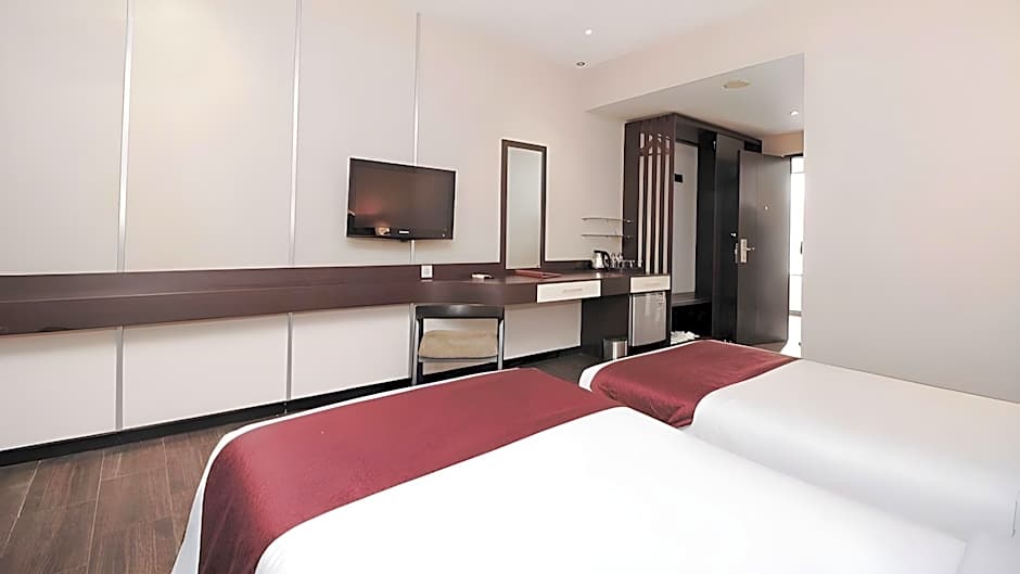 The Sun Hotel Sidoarjo