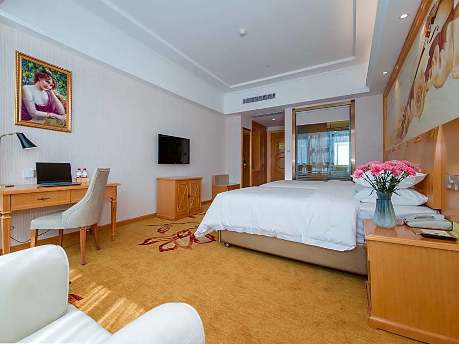 Vienna Hotel Shiyan Shanghai Road